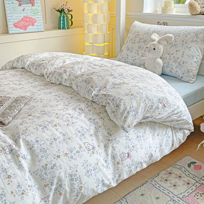 91家纺网 家纺一手货源 找家纺 2025直播云感学生宿舍床四件套水洗棉简约风小碎花被套床笠三四件套—单被套 秘境兔