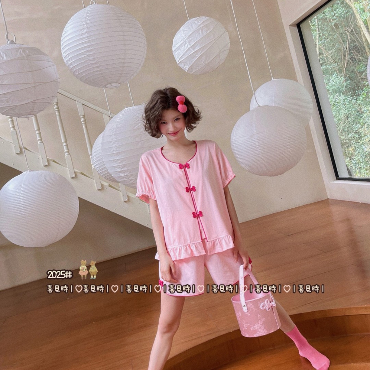 91家纺网 家纺一手货源 找家纺 妍景家居生活馆 2025新款小熊家-新中式风盘口套装 粉色