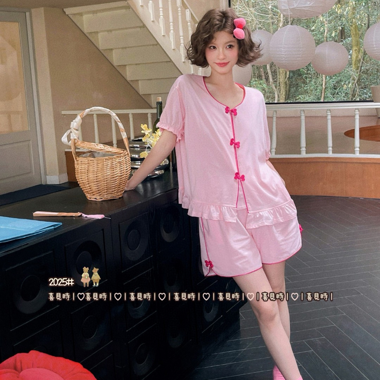 91家纺网 家纺一手货源 找家纺 妍景家居生活馆 2025新款小熊家-新中式风盘口套装 粉色