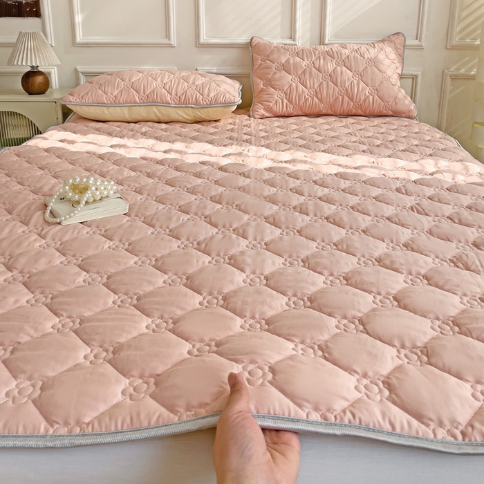 91家纺网 家纺一手货源 找家纺 （总）纽缦家纺 2025新款云朵棉加厚夹棉床垫床护垫