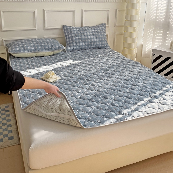 91家纺网 家纺一手货源 找家纺 纽缦家纺 2025新款云朵棉加厚夹棉床垫床护垫 赴约