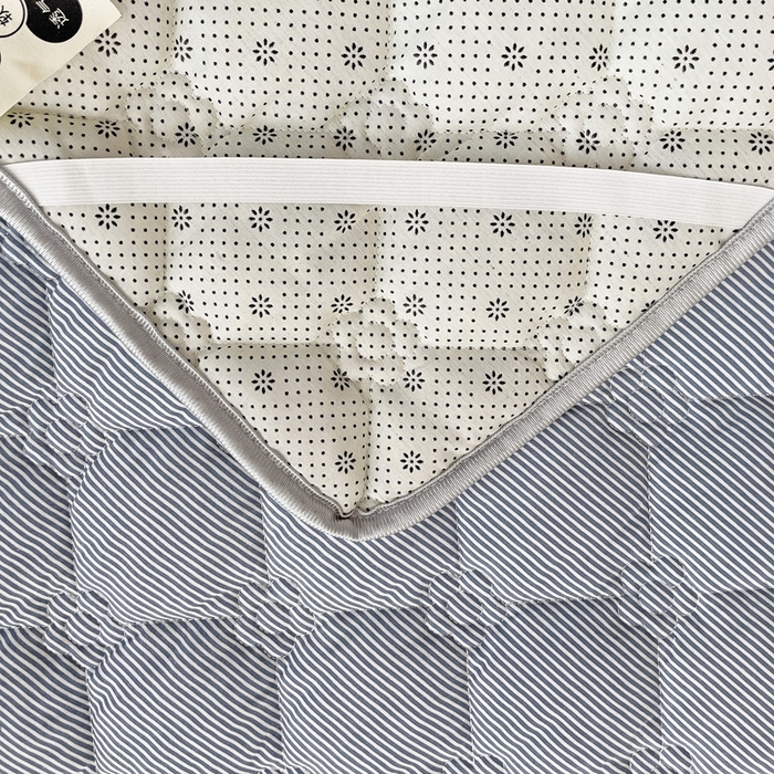 91家纺网 家纺一手货源 找家纺 纽缦家纺 2025新款云朵棉加厚夹棉床垫床护垫 小蓝条