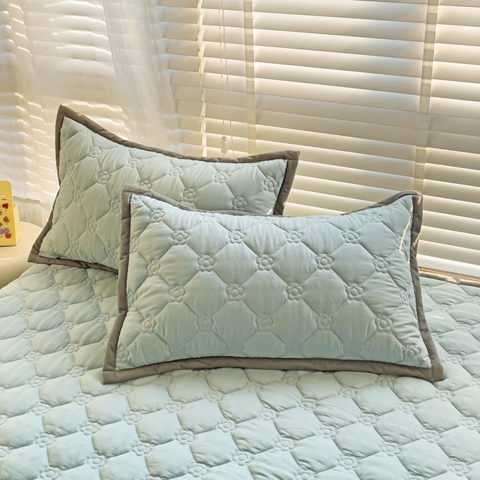 91家纺网 家纺一手货源 找家纺 纽缦家纺 2025新款纯色云朵棉加棉加厚单品床盖床盖单件单床盖（床单） 纯色天蓝