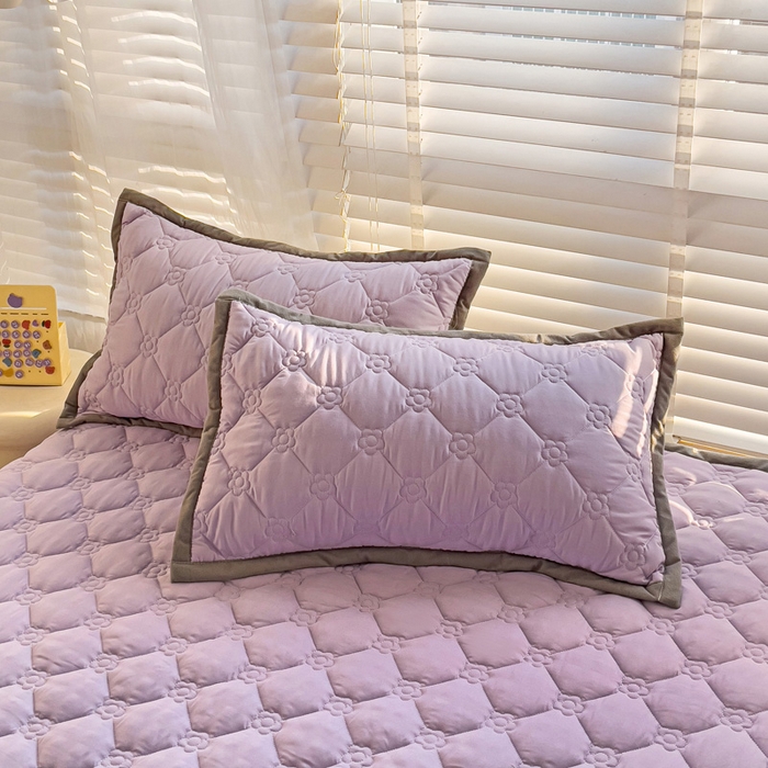 91家纺网 家纺一手货源 找家纺 纽缦家纺 2025新款纯色云朵棉加棉加厚单品床盖床盖单件单床盖（床单） 纯色芋泥紫