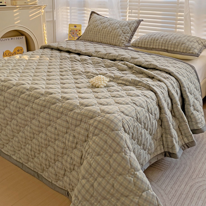 91家纺网 家纺一手货源 找家纺 纽缦家纺 2025新款纯色云朵棉加棉加厚单品床盖床盖单件单床盖（床单） 觅遇