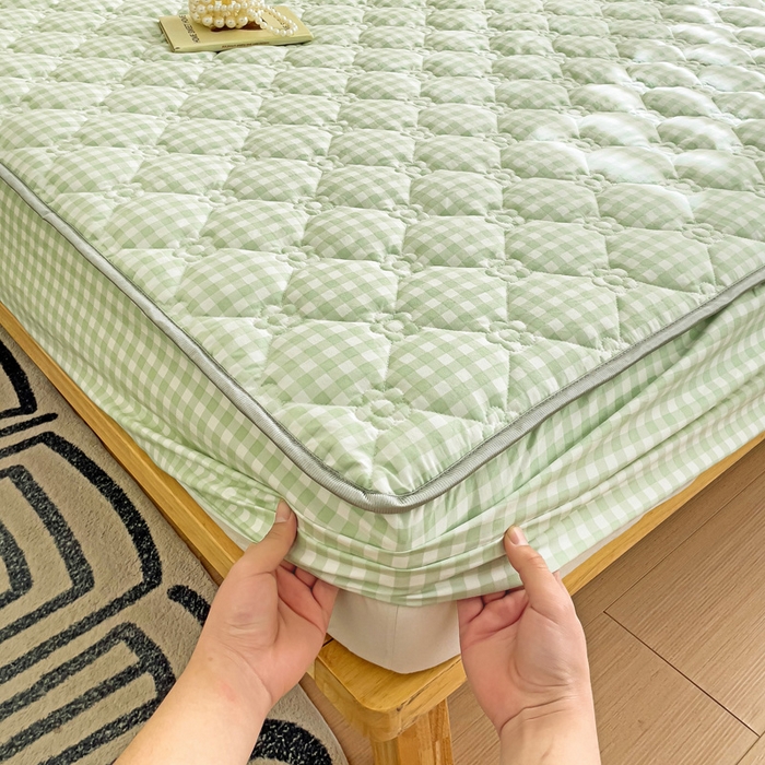 91家纺网 家纺一手货源 找家纺 纽缦家纺 2025新款云朵棉亲肤加厚夹棉单品床笠床笠单件单床笠 小绿格