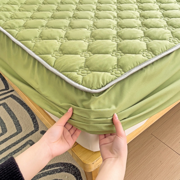 91家纺网 家纺一手货源 找家纺 纽缦家纺 2025新款云朵棉亲肤加厚夹棉单品床笠床笠单件单床笠 纯色果绿