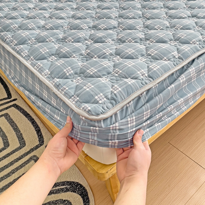 91家纺网 家纺一手货源 找家纺 纽缦家纺 2025新款云朵棉亲肤加厚夹棉单品床笠床笠单件单床笠 赴约