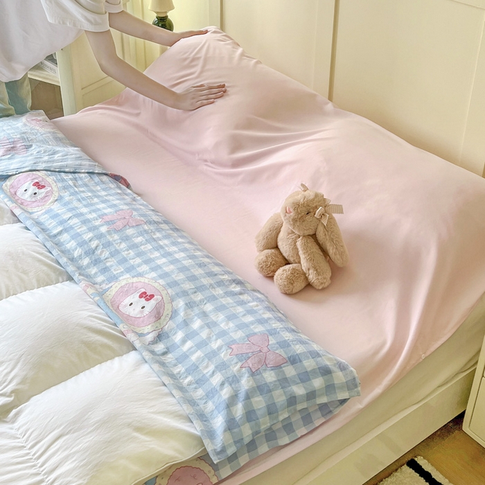 91家纺网 家纺一手货源 找家纺 纽缦家纺 2025春夏新款A类水洗棉印花睡袋 蛋糕蓝格kt