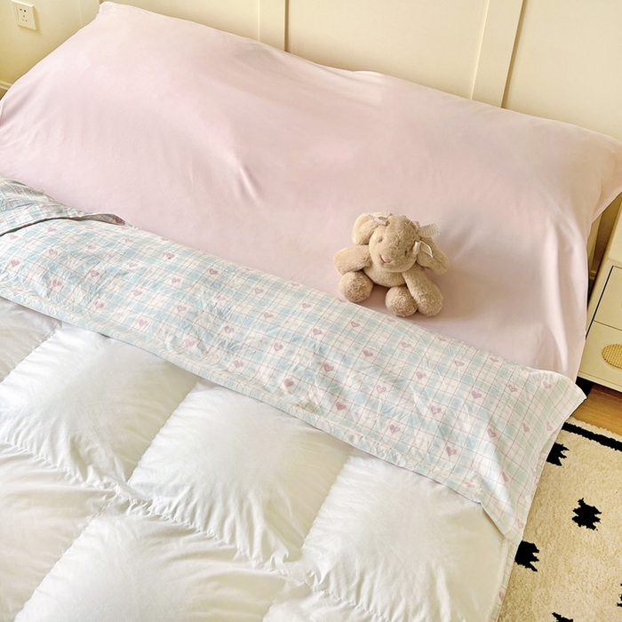 91家纺网 家纺一手货源 找家纺 纽缦家纺 2025春夏新款A类水洗棉印花睡袋 温暖粉心