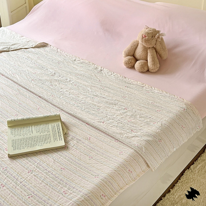 91家纺网 家纺一手货源 找家纺 纽缦家纺 2025春夏新款A类水洗棉印花睡袋 甜樱恋曲