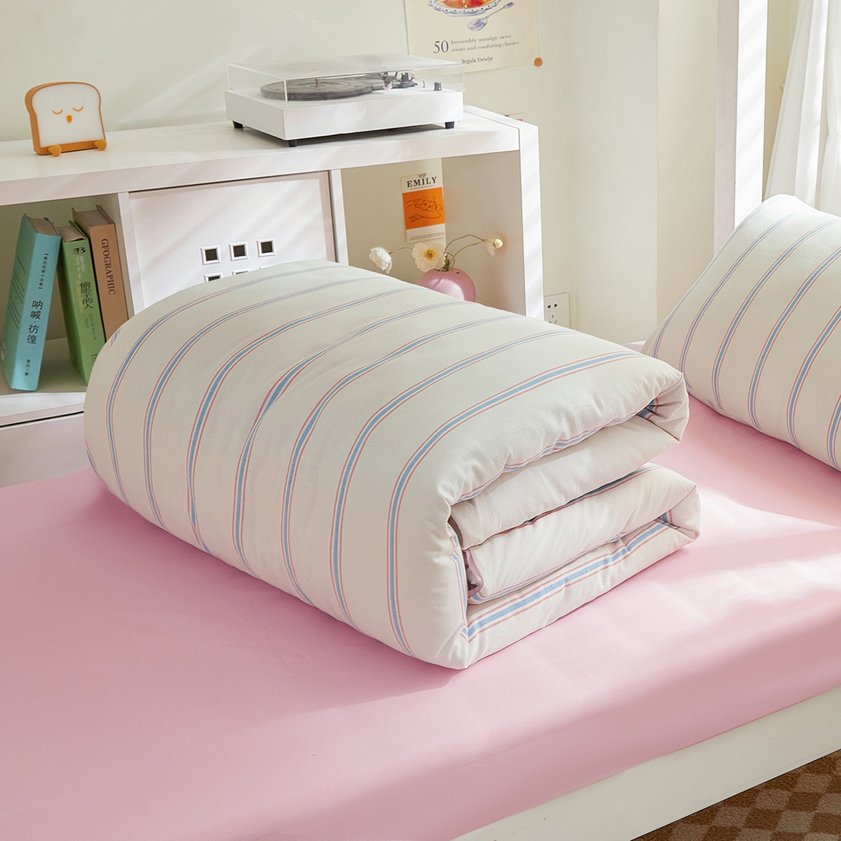 91家纺网 家纺一手货源 找家纺 吾诺2025新款 色织全棉学生组合大礼包三件套四件套 白兰条