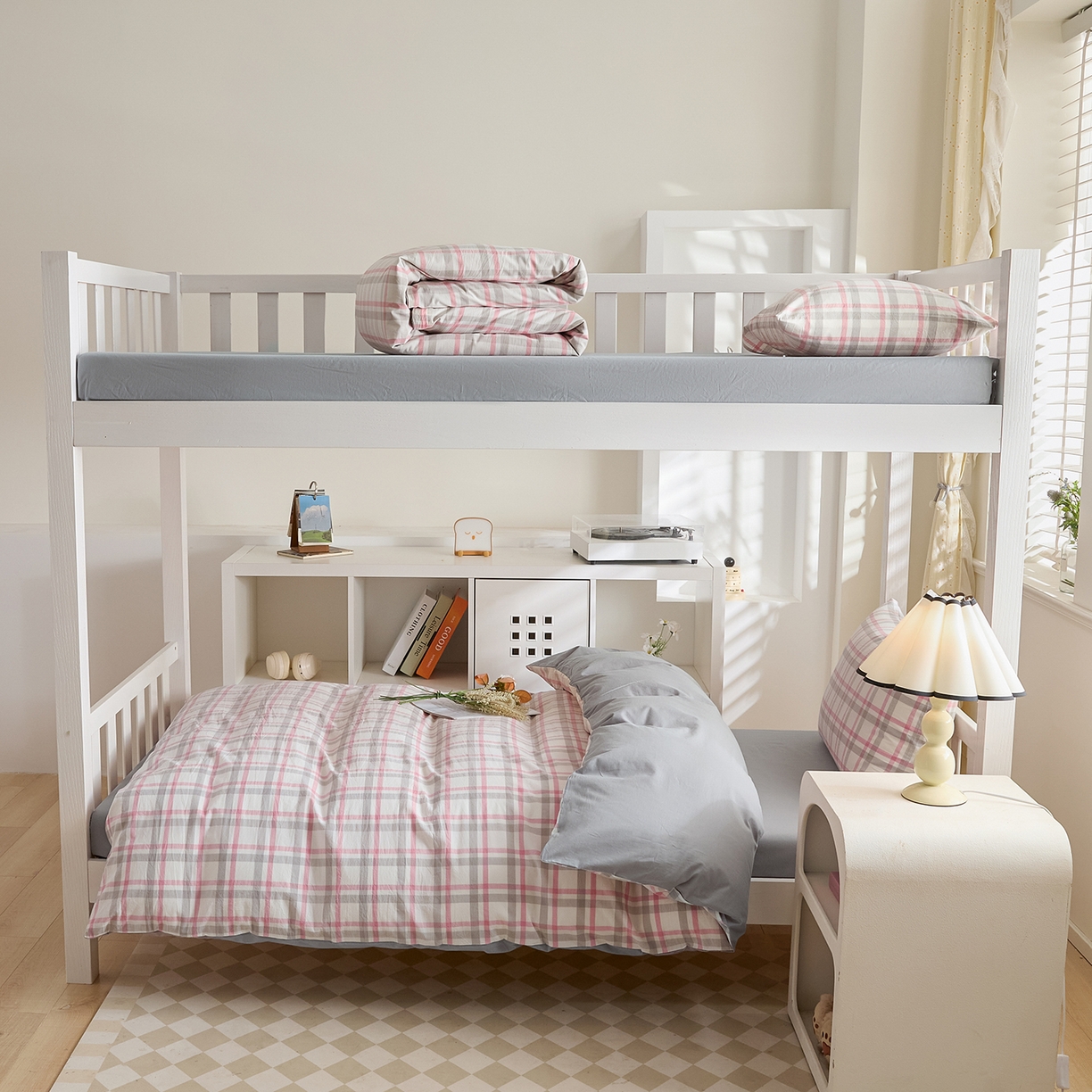 91家纺网 家纺一手货源 找家纺 吾诺2025新款 色织全棉学生组合大礼包三件套四件套 晨雾