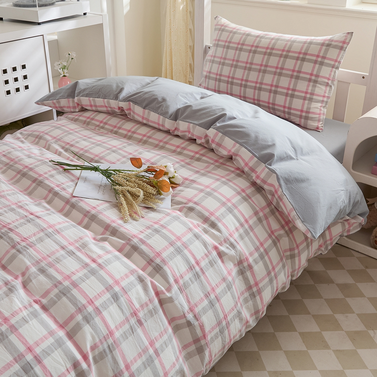 91家纺网 家纺一手货源 找家纺 吾诺2025新款 色织全棉学生组合大礼包三件套四件套 晨雾