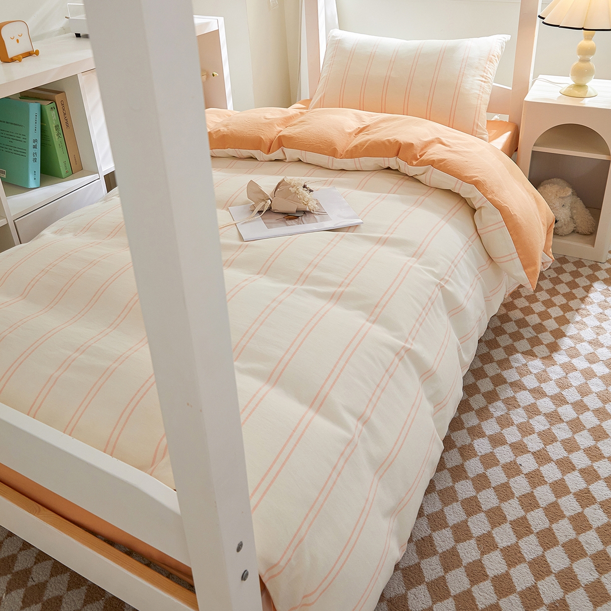 91家纺网 家纺一手货源 找家纺 吾诺2025新款 色织全棉学生组合大礼包三件套四件套 粉白条