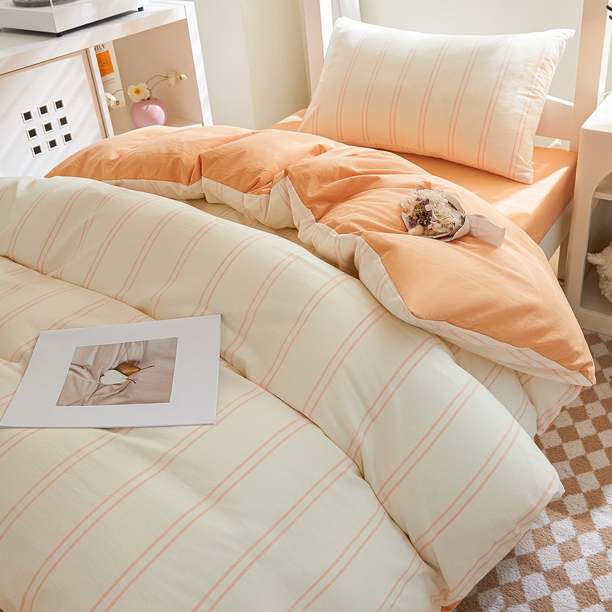 91家纺网 家纺一手货源 找家纺 吾诺2025新款 色织全棉学生组合大礼包三件套四件套 粉白条