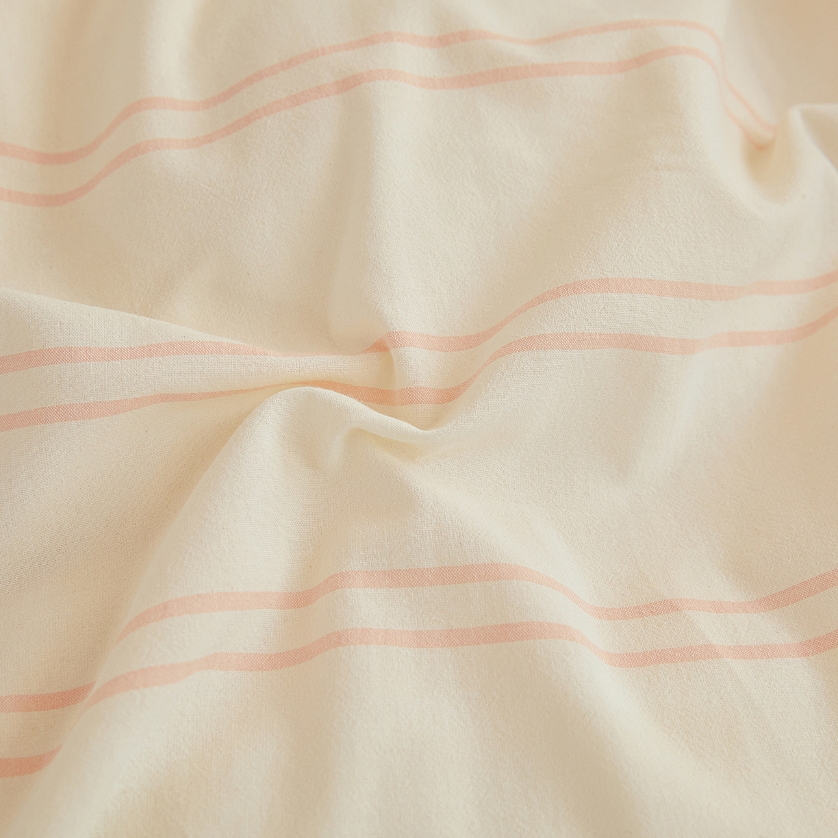 91家纺网 家纺一手货源 找家纺 吾诺2025新款 色织全棉学生组合大礼包三件套四件套 粉白条