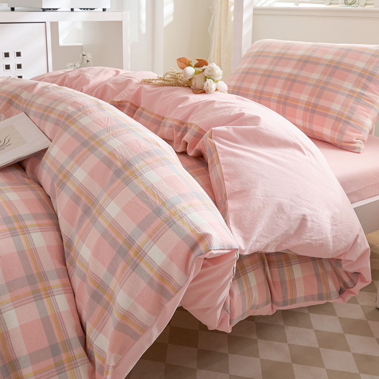 91家纺网 家纺一手货源 找家纺 吾诺2025新款 色织全棉学生组合大礼包三件套四件套 简希-粉