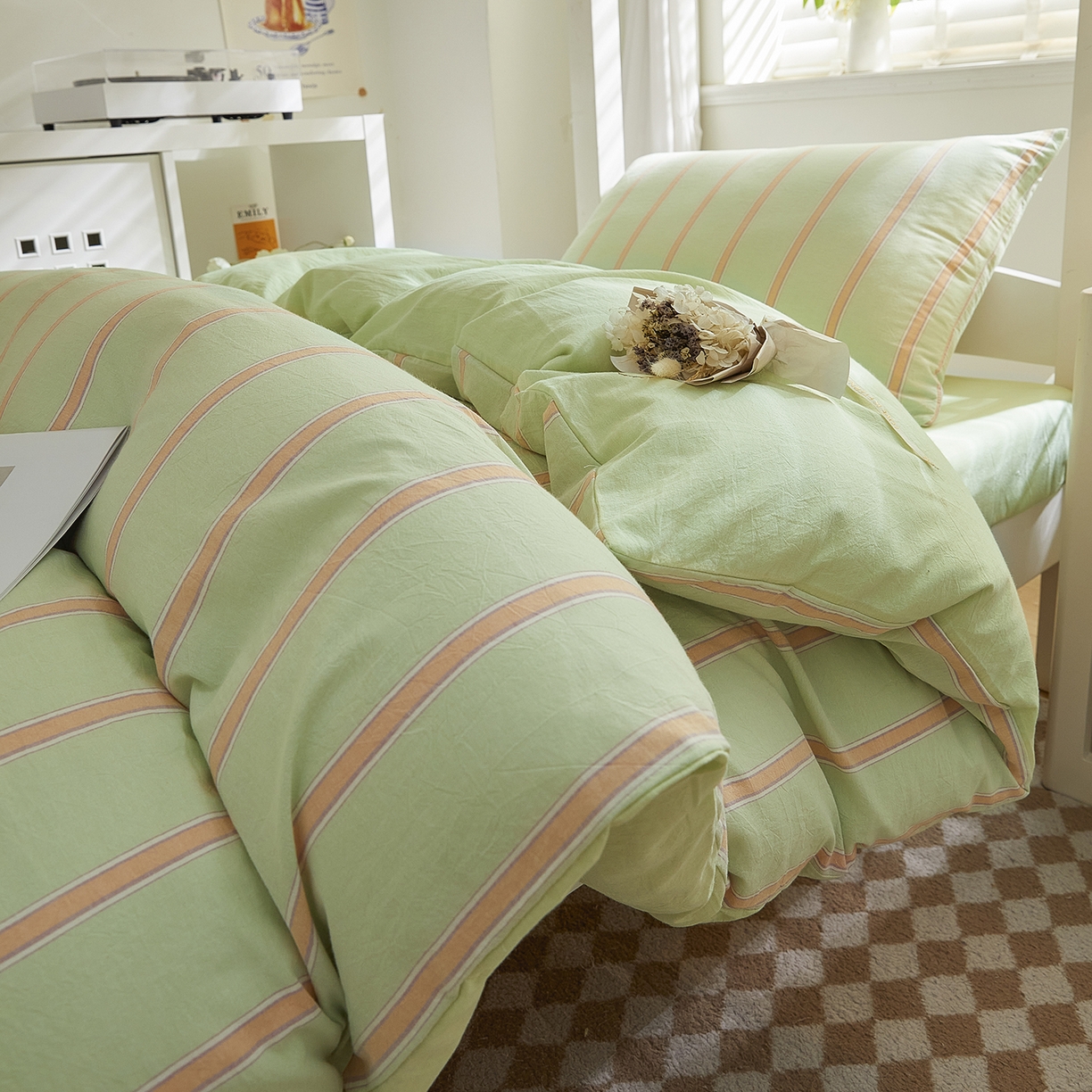 91家纺网 家纺一手货源 找家纺 吾诺2025新款 色织全棉学生组合大礼包三件套四件套 桔绿条