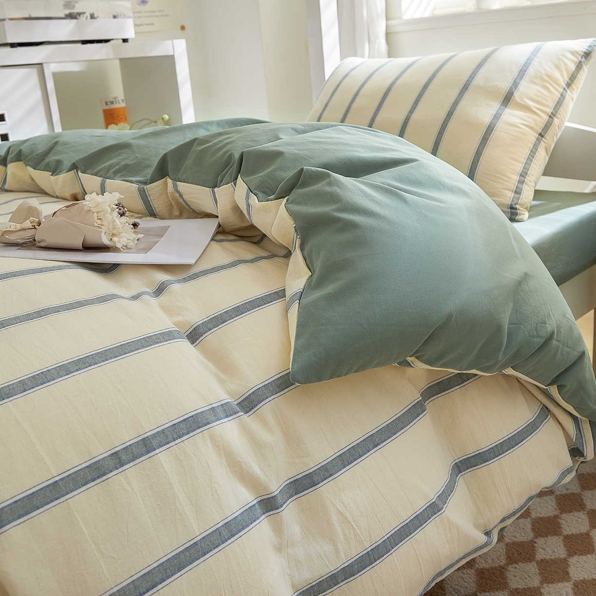 91家纺网 家纺一手货源 找家纺 吾诺2025新款 色织全棉学生组合大礼包三件套四件套 墨绿条