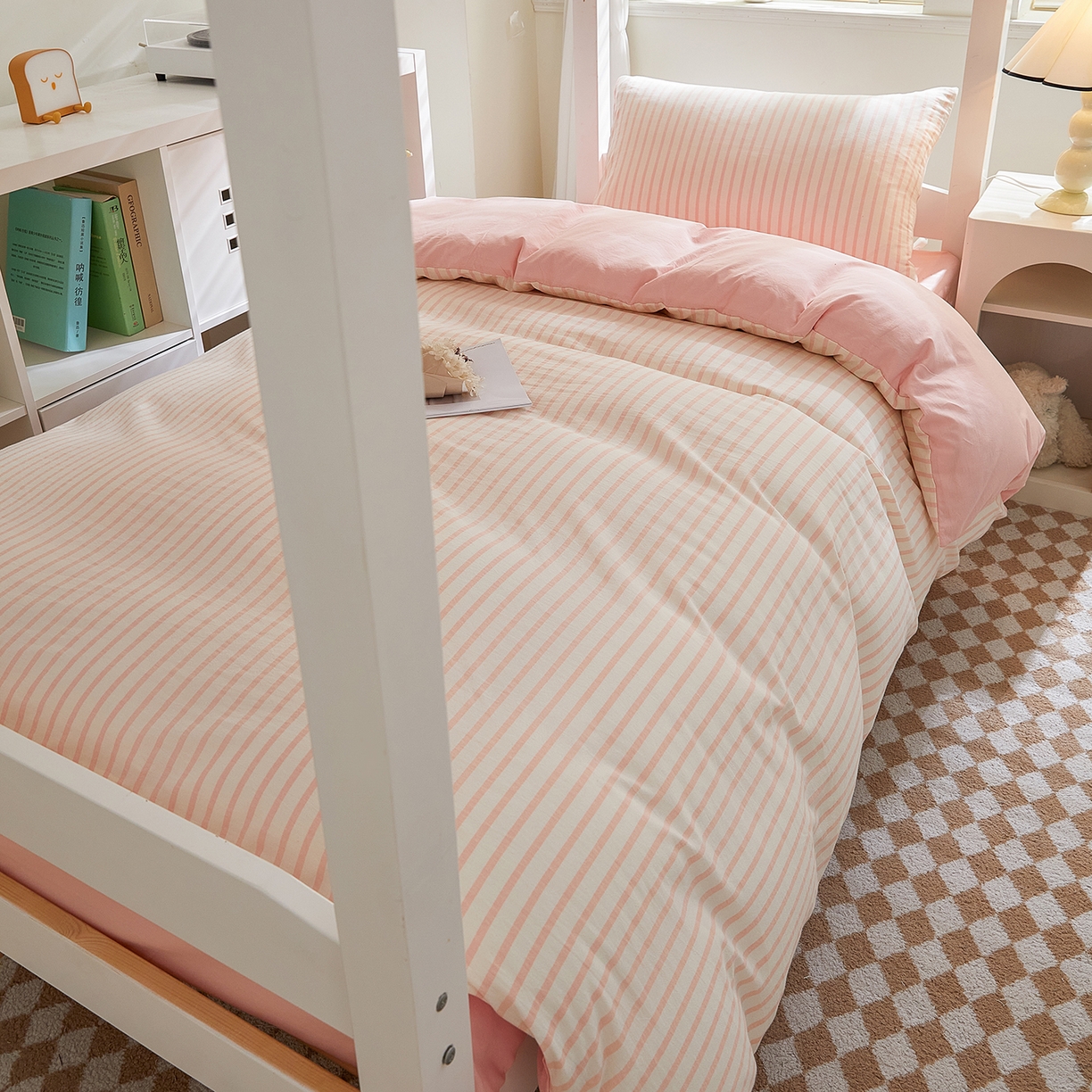 91家纺网 家纺一手货源 找家纺 吾诺2025新款 色织全棉学生组合大礼包三件套四件套 幽径粉