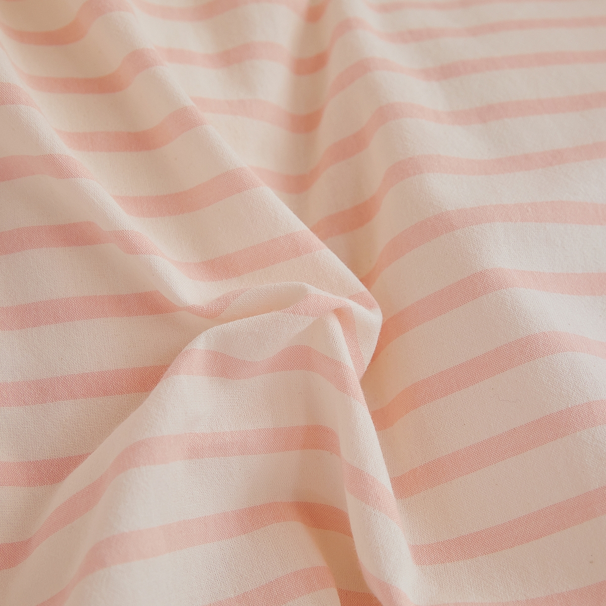 91家纺网 家纺一手货源 找家纺 吾诺2025新款 色织全棉学生组合大礼包三件套四件套 幽径粉