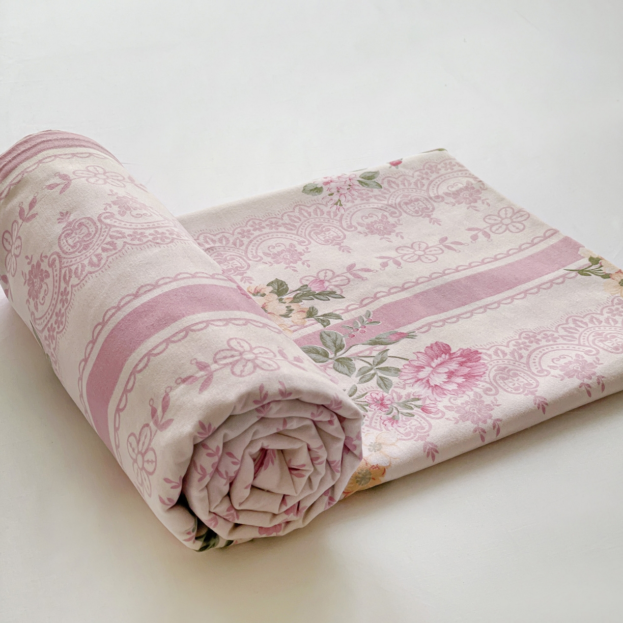 91家纺网 家纺一手货源 找家纺 纽缦家纺 2025新款全棉纯棉磨毛印花单床笠 床笠单件 法芙娜粉