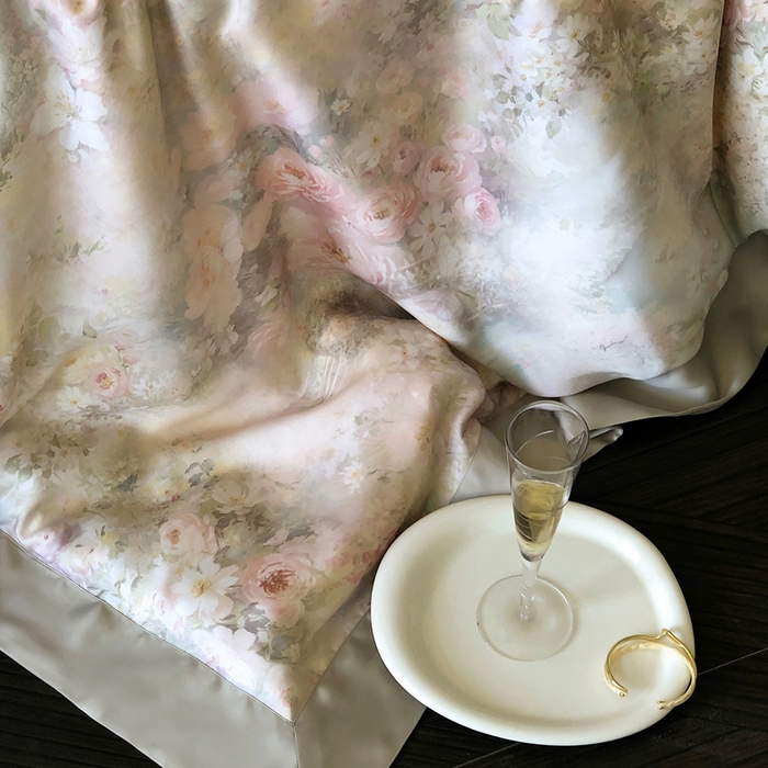 91家纺网 家纺一手货源 找家纺 （总）佳汐蓝家纺2025新款春夏60支柔缎兰精天丝轻奢印花四件套-花园蜜语