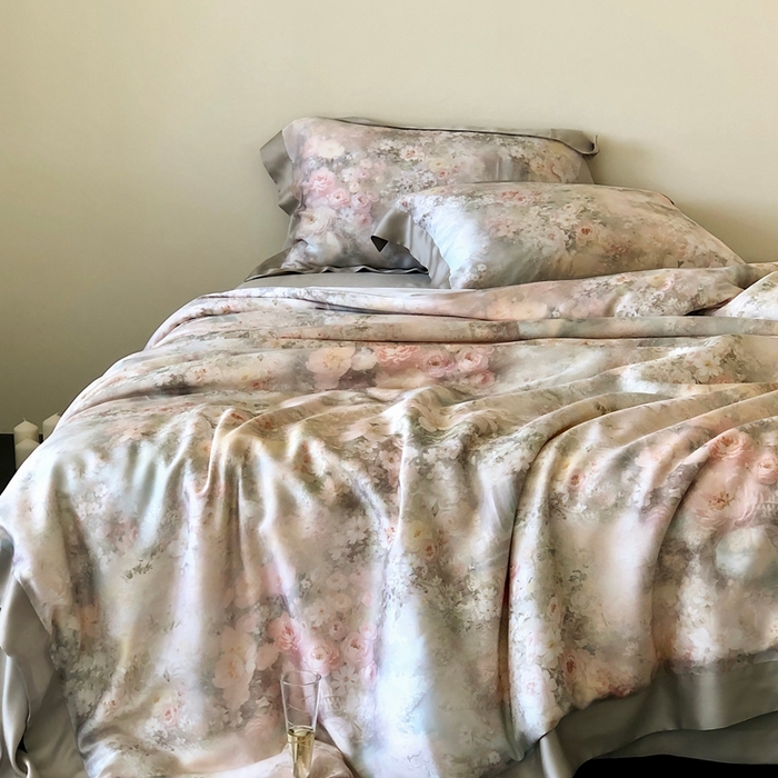 91家纺网 家纺一手货源 找家纺 （总）佳汐蓝家纺2025新款春夏60支柔缎兰精天丝轻奢印花四件套-花园蜜语