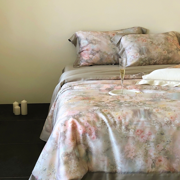 91家纺网 家纺一手货源 找家纺 （总）佳汐蓝家纺2025新款春夏60支柔缎兰精天丝轻奢印花四件套-花园蜜语