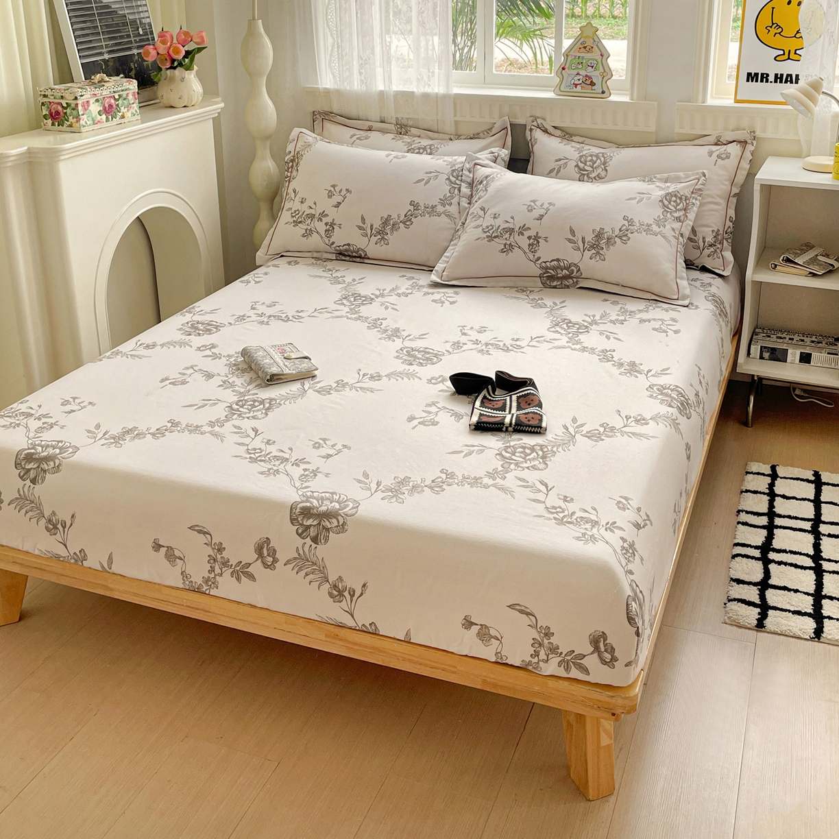 91家纺网 家纺一手货源 找家纺 纽缦家纺 2025新款全棉纯棉磨毛印花单床笠 床笠单件 复古花意灰