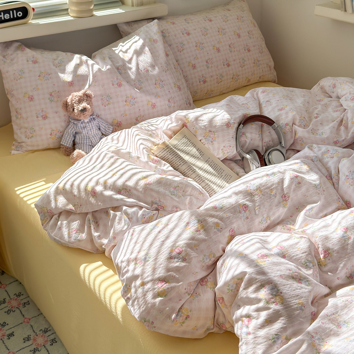 91家纺网 家纺一手货源 找家纺 沐芷 2025 A类木棉双层纱简约风床上四件套柔软手感宿舍三件套 花间语