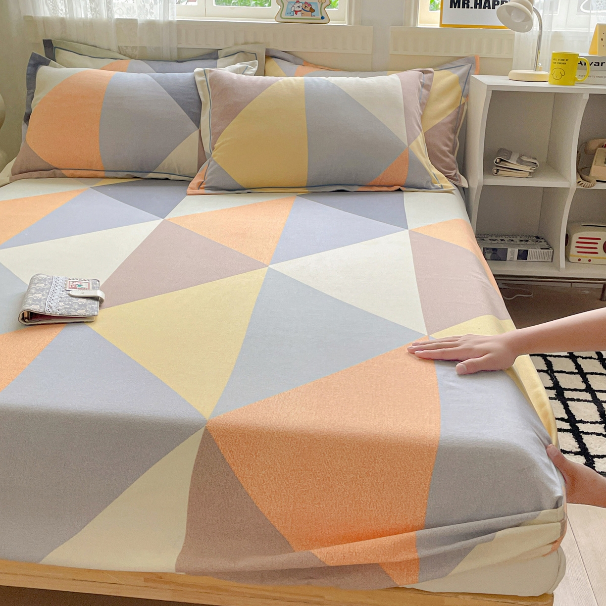 91家纺网 家纺一手货源 找家纺 纽缦家纺 2025新款全棉纯棉磨毛印花单床笠 床笠单件 几何神话桔