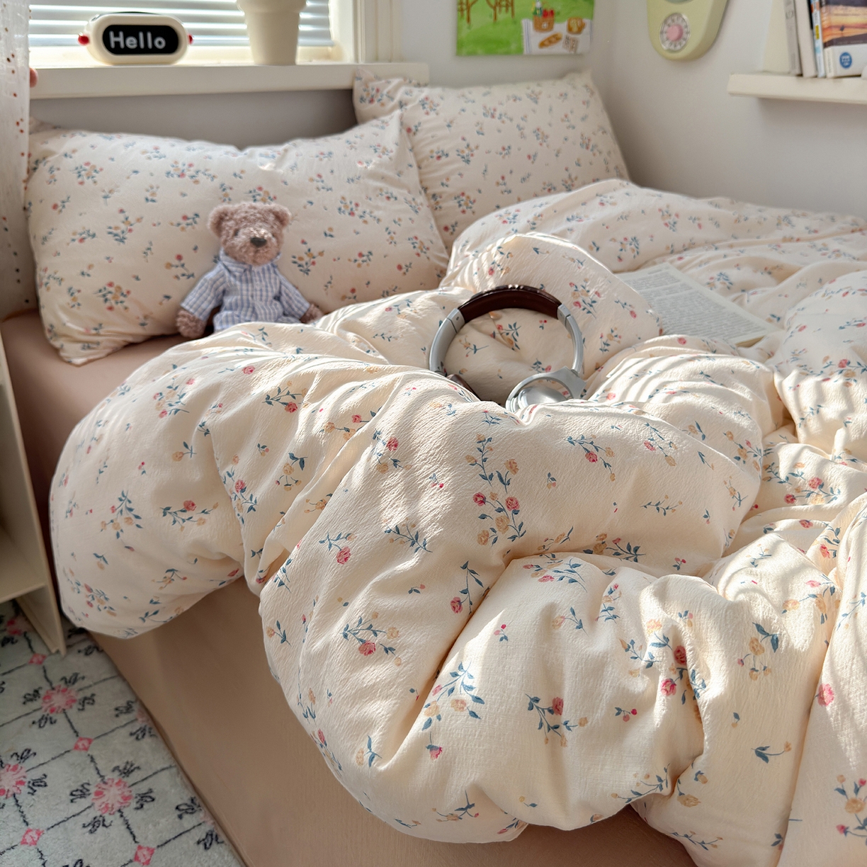 91家纺网 家纺一手货源 找家纺 沐芷 2025 A类木棉双层纱简约风床上四件套柔软手感宿舍三件套 梦里花园