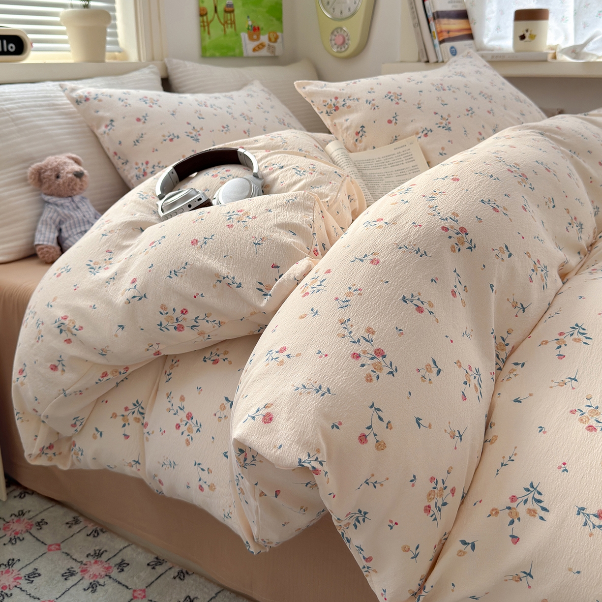 91家纺网 家纺一手货源 找家纺 沐芷 2025 A类木棉双层纱简约风床上四件套柔软手感宿舍三件套 梦里花园