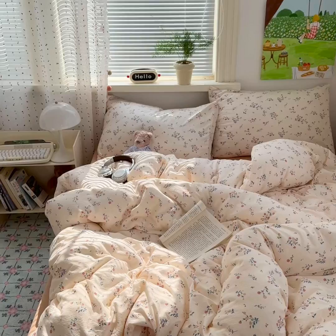 91家纺网 家纺一手货源 找家纺 沐芷 2025 A类木棉双层纱简约风床上四件套柔软手感宿舍三件套 梦里花园