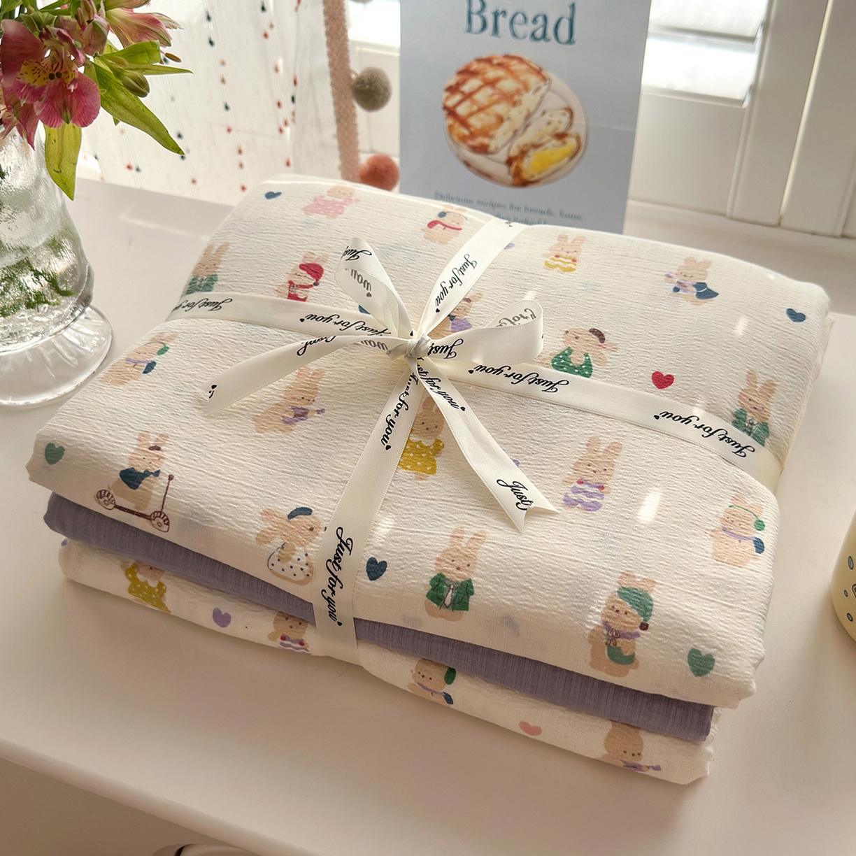 91家纺网 家纺一手货源 找家纺 沐芷 2025 A类木棉双层纱简约风床上四件套柔软手感宿舍三件套 兔子世界