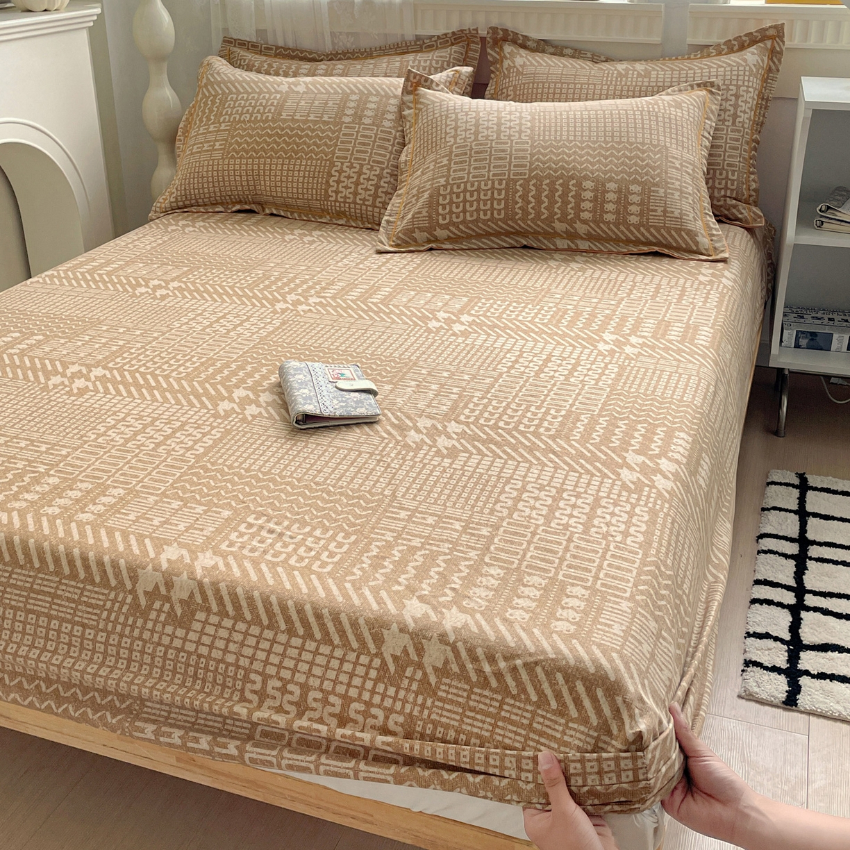 91家纺网 家纺一手货源 找家纺 纽缦家纺 2025新款全棉纯棉磨毛印花单床笠 床笠单件 罗卡尼亚咖