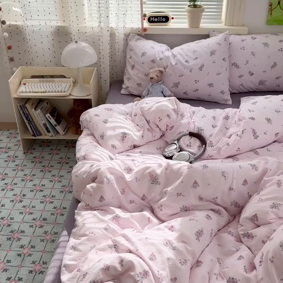 91家纺网 家纺一手货源 找家纺 沐芷 2025 A类木棉双层纱简约风床上四件套柔软手感宿舍三件套 夏日葡萄