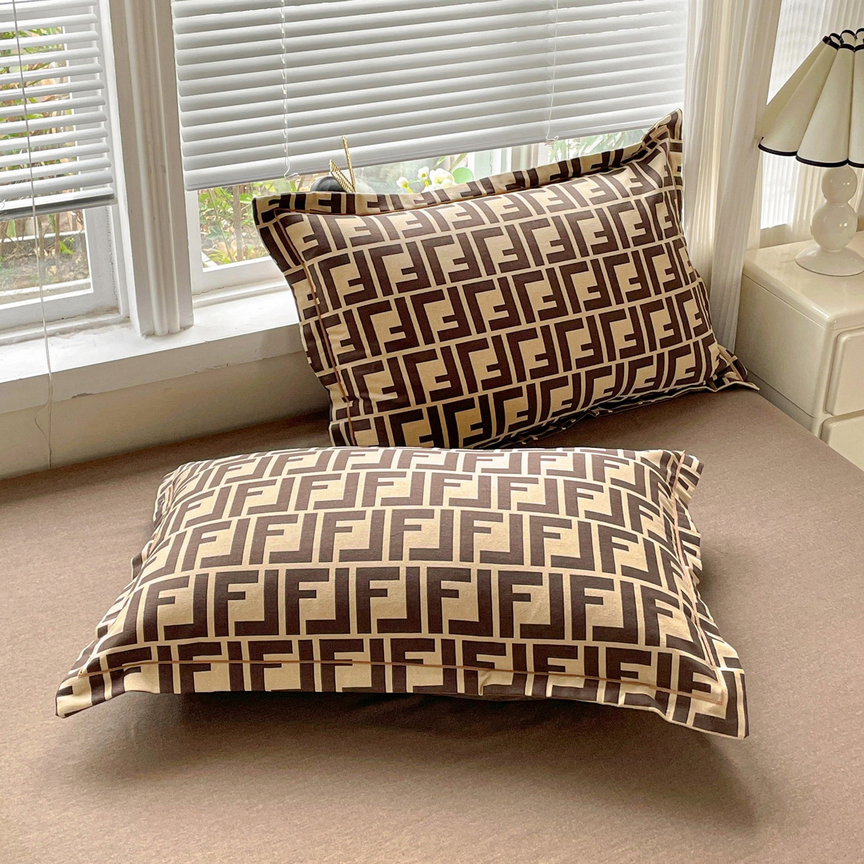 91家纺网 家纺一手货源 找家纺 纽缦家纺 2025新款全棉纯棉磨毛印花四件套 芬迪格