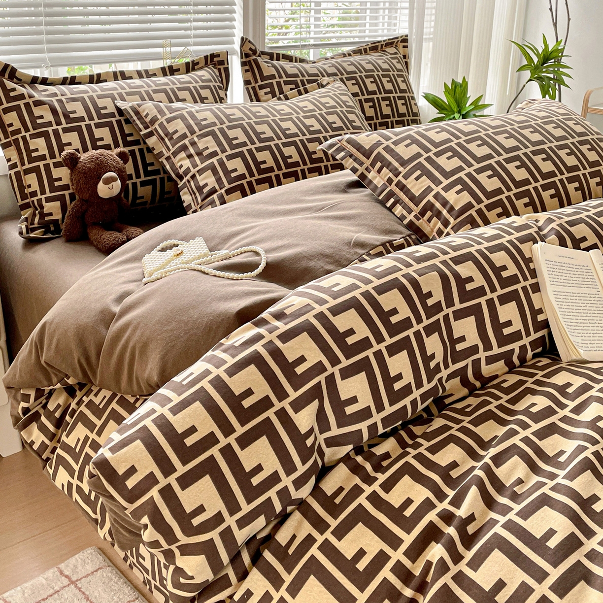 91家纺网 家纺一手货源 找家纺 纽缦家纺 2025新款全棉纯棉磨毛印花四件套 芬迪格