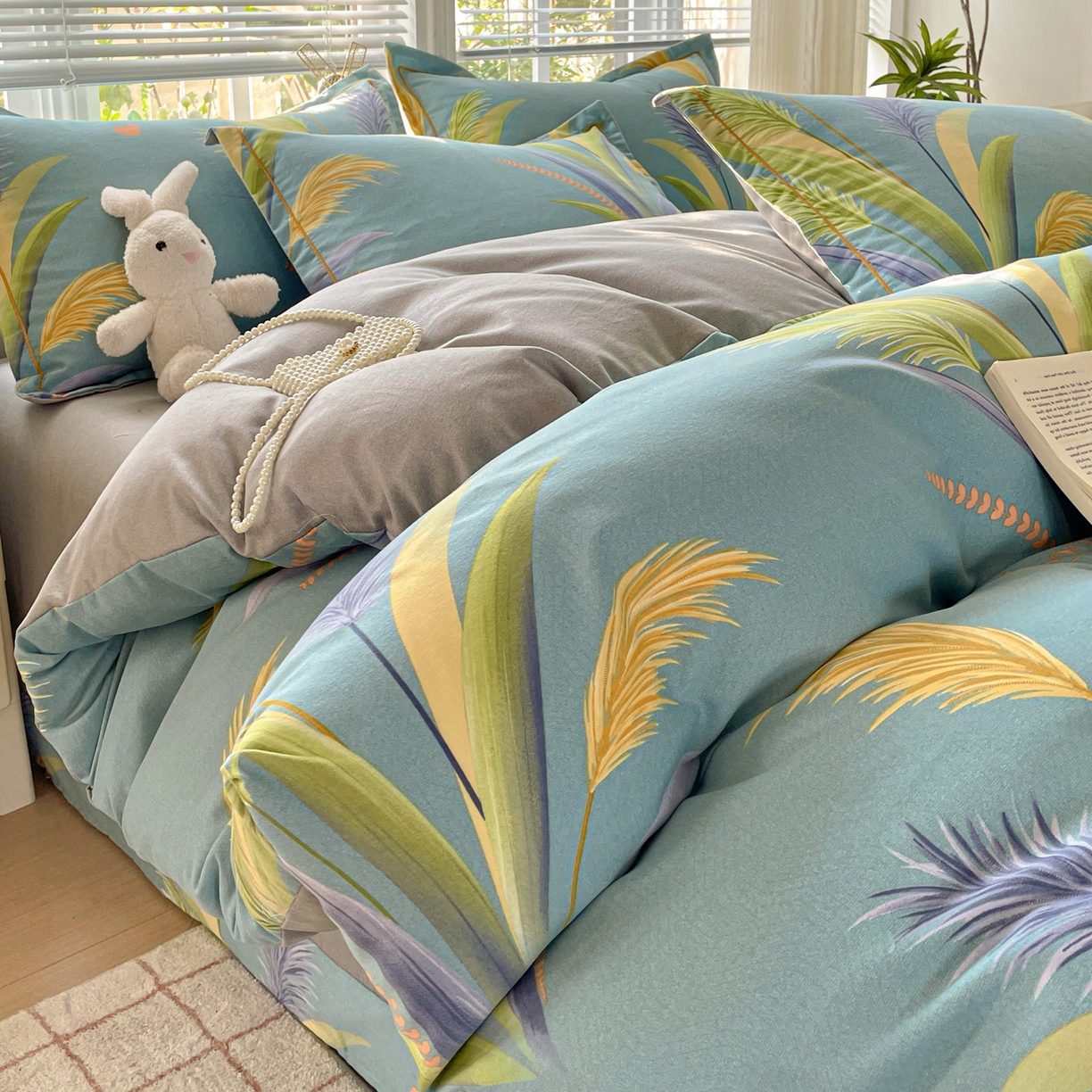 91家纺网 家纺一手货源 找家纺 纽缦家纺 2025新款全棉纯棉磨毛印花四件套 风吹麦浪蓝