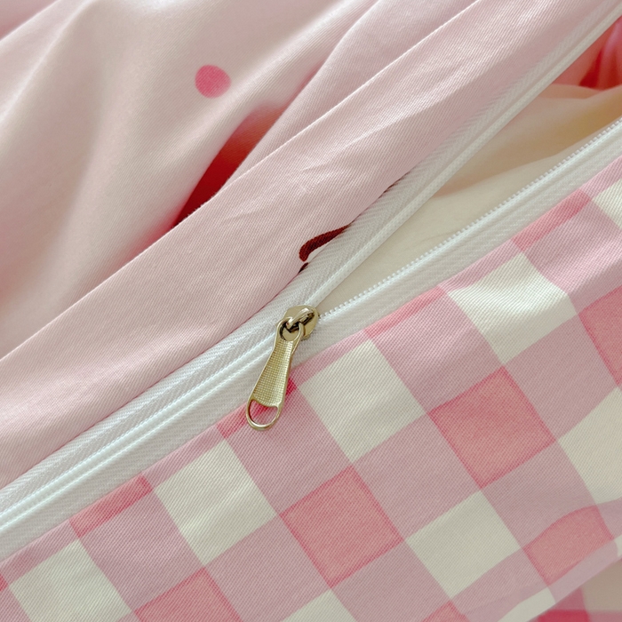 91家纺网 家纺一手货源 找家纺 金爱家2025新款三丽鸥正版授权卡通数码印花混搭纯棉印花系列四件套 棉三丽鸥-蝴蝶结kitty