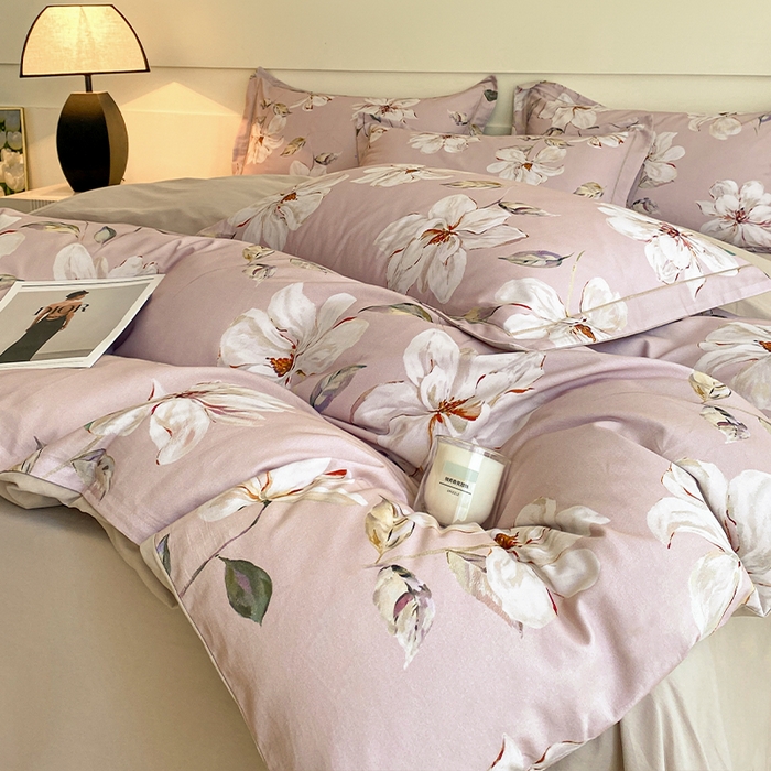 91家纺网 家纺一手货源 找家纺 格里芬家纺 2025全棉加厚磨毛数码印花四件套花晨月夕-粉