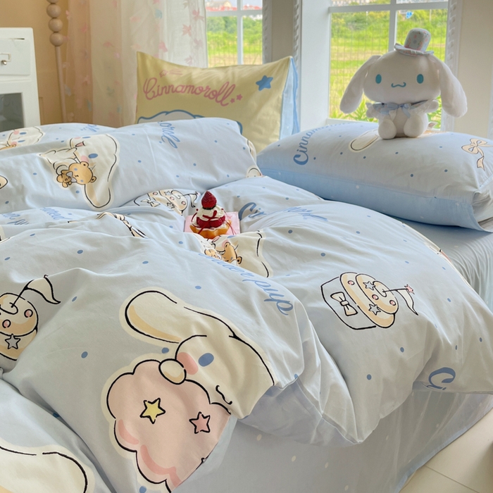 91家纺网 家纺一手货源 找家纺 金爱家2025新款三丽鸥正版授权卡通数码印花混搭纯棉印花系列四件套 棉三丽鸥-混搭点点玉桂狗蓝