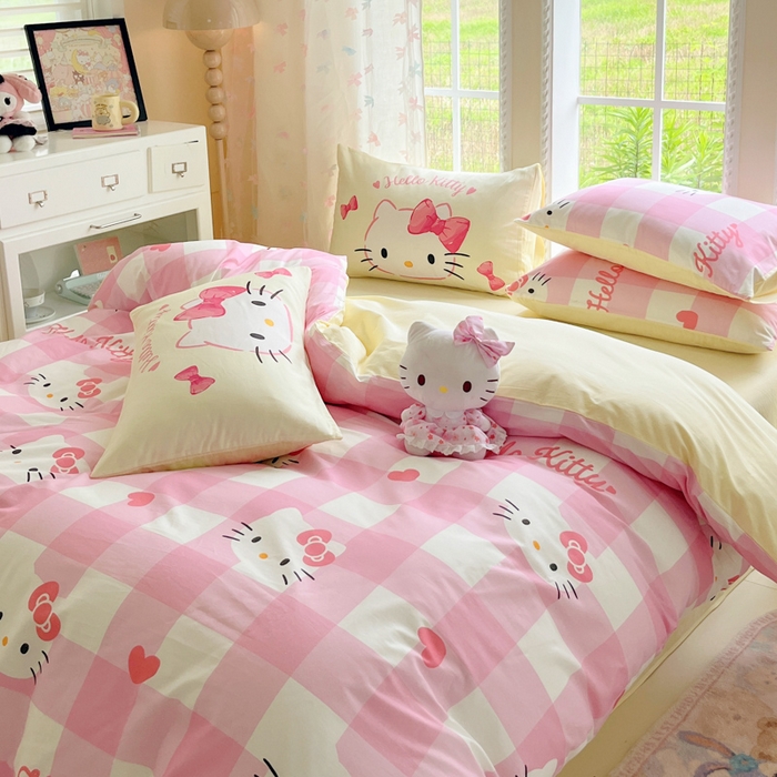 91家纺网 家纺一手货源 找家纺 金爱家2025新款三丽鸥正版授权卡通数码印花混搭纯棉印花系列四件套 棉三丽鸥-混搭告白kt猫