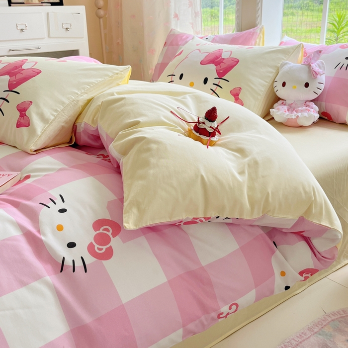 91家纺网 家纺一手货源 找家纺 金爱家2025新款三丽鸥正版授权卡通数码印花混搭纯棉印花系列四件套 棉三丽鸥-混搭告白kt猫