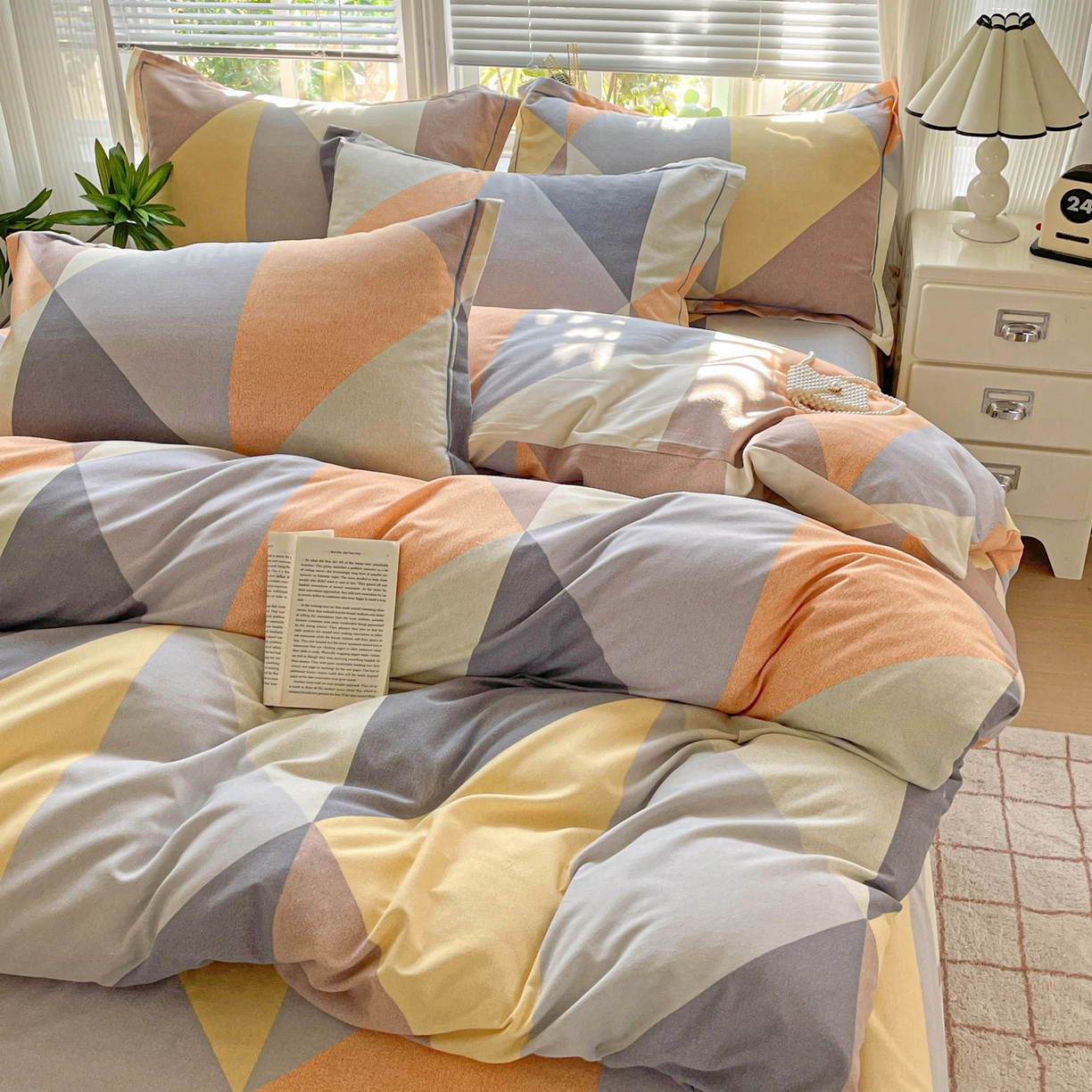 纽缦家纺 2025新款全棉纯棉磨毛印花四件套 几何神话桔