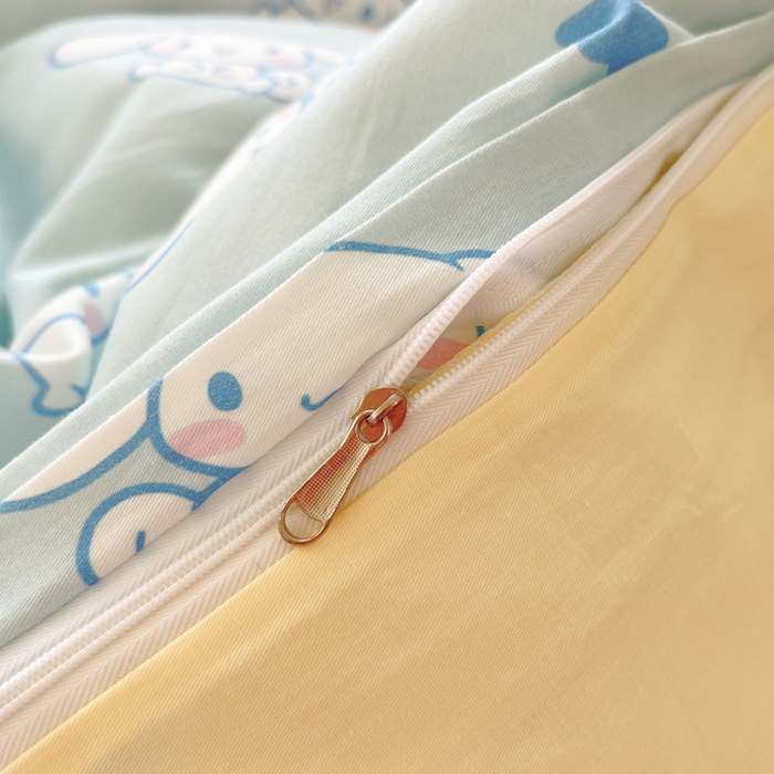 91家纺网 家纺一手货源 找家纺 金爱家2025新款三丽鸥正版授权卡通数码印花混搭纯棉印花系列四件套 棉三丽鸥-混搭星星玉桂狗