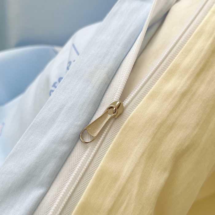 91家纺网 家纺一手货源 找家纺 金爱家2025新款三丽鸥正版授权卡通数码印花混搭纯棉印花系列四件套 棉三丽鸥-云朵大耳狗